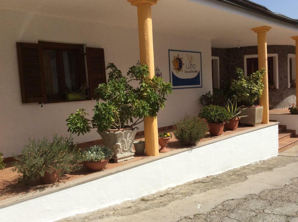 Sole E Luna Bed & Breakfast Oliena Exterior photo